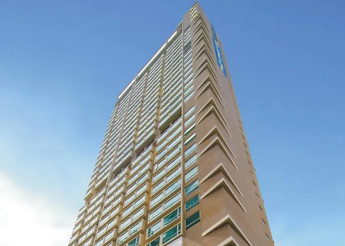 Hotel Ramada Hong Kong Harbour View